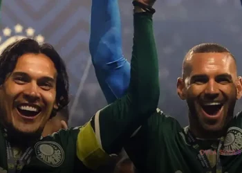 DIY: customização de chuteiras - como dar um novo visual às suas chuteiras antigas