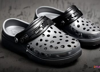 Nova versão dos Bape Crocs em preto camuflado é revelada!